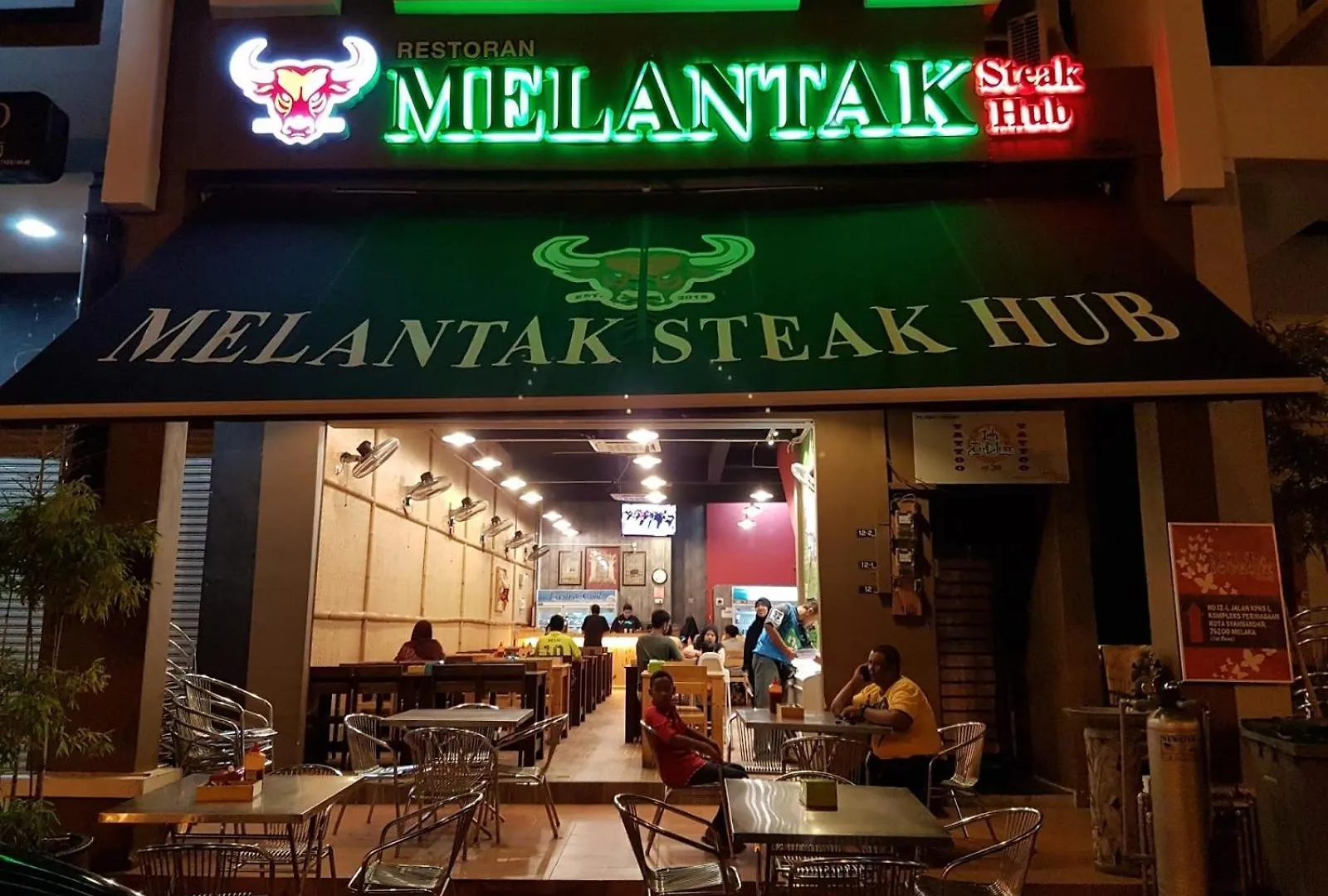 12- Azzalava Homestay Malacca Apartment